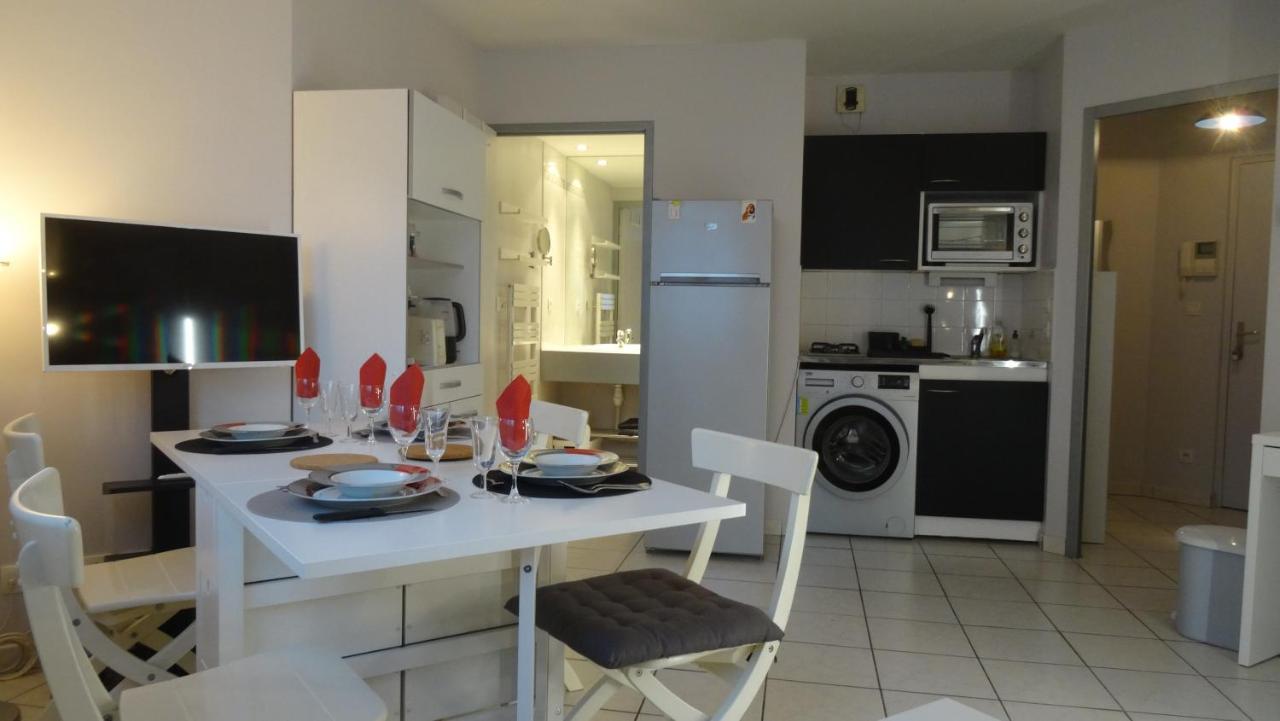 Appart T2 Standing Tout Confort Au Calme - Parking En Option Lyon Exterior photo